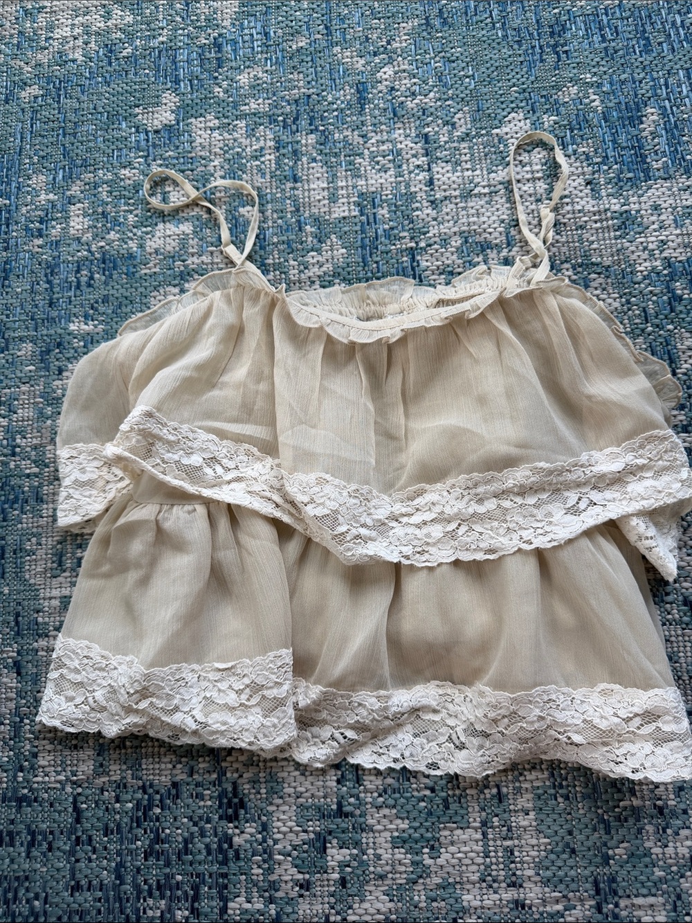 American Eagle Outfitters Cream Lace-Trim Tiered Camisole